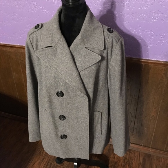 Coat - Picture 8 of 8